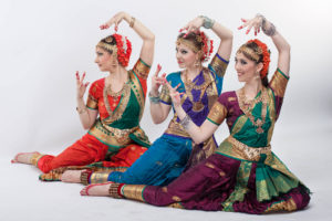 классический индийский танец